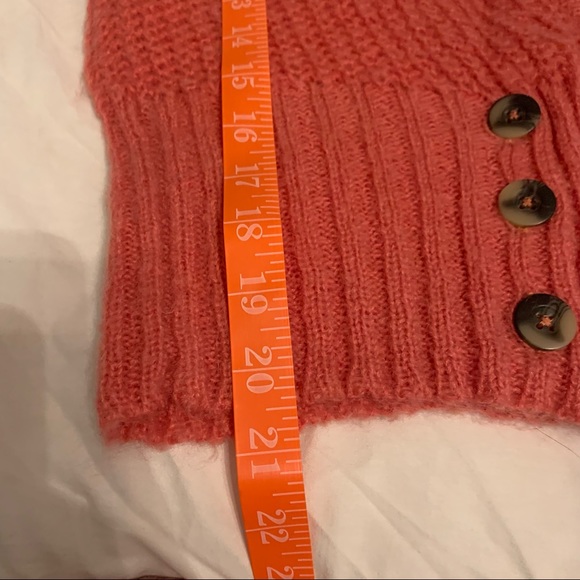 .OUNCE button down sweater size S light rust color semi-cropped v-neck - Picture 10 of 13
